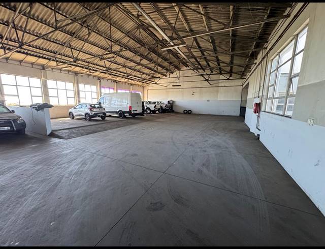 7,500M² OFFICE FOR SALE IN EAST LONDON CENTRAL